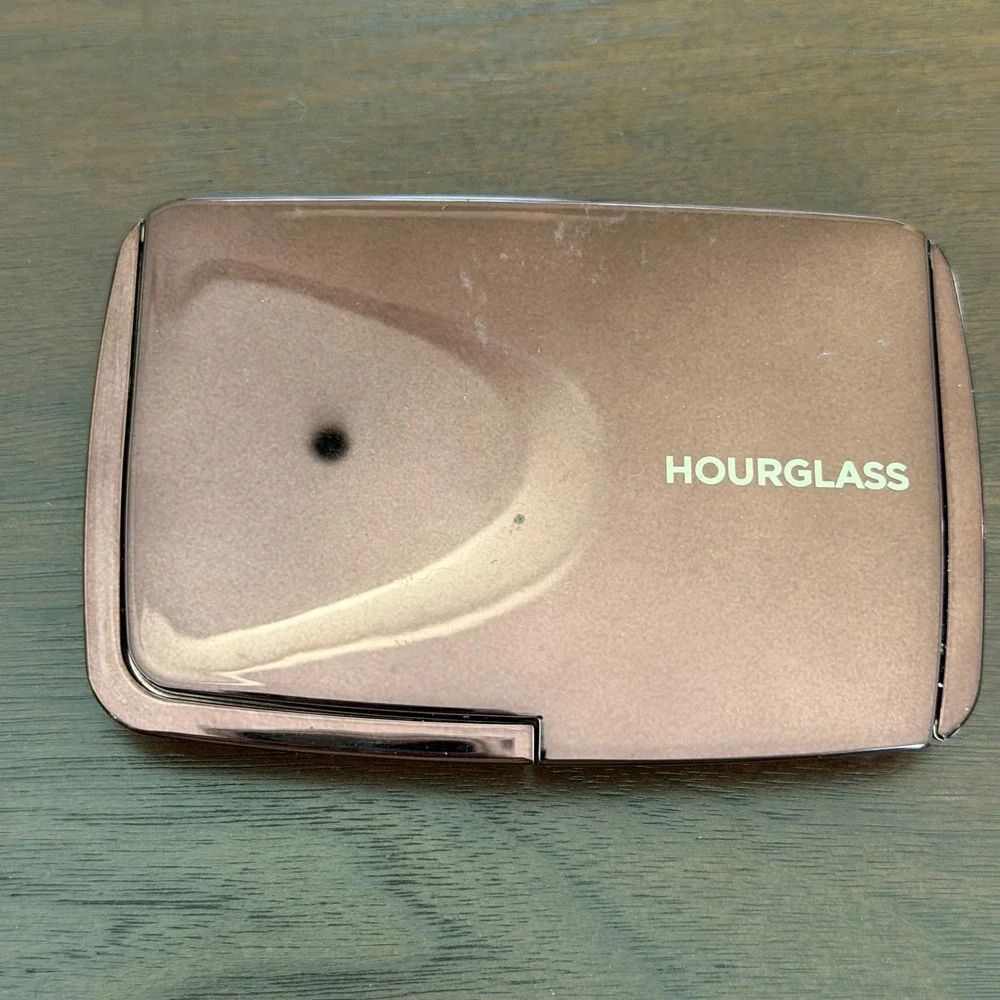 Hourglass Illume Sheer Color Trio Sunset Blush Bronzer Highlighter Cream Palette